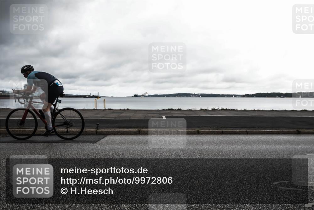 16.08.2026 - KN Förde Triathlon 2026 H.Heesch http://msf.ph/oto/9972806 16.08.2026 11:10:51 Radfahren 318, 338 meine-sportfotos.de
