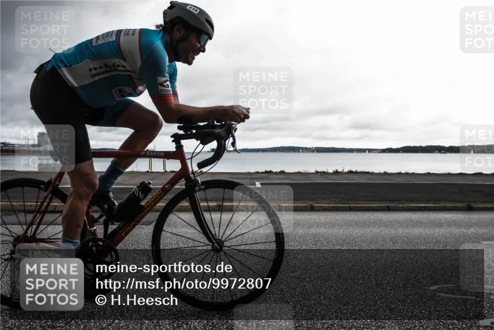 16.08.2026 - KN Förde Triathlon 2026 H.Heesch http://msf.ph/oto/9972807 16.08.2026 11:10:51 Radfahren 318, 338 meine-sportfotos.de