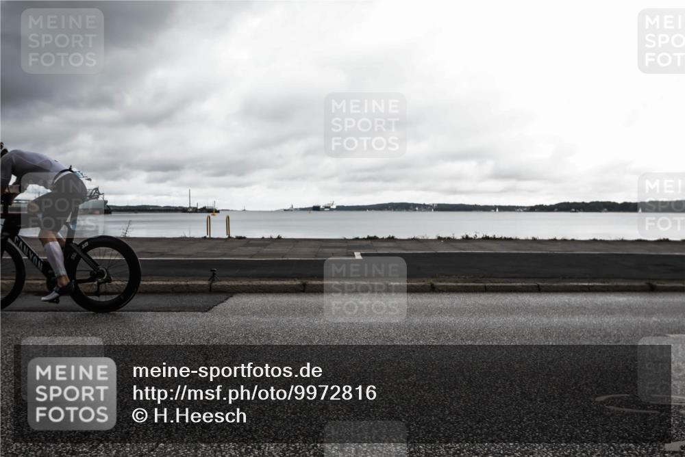 16.08.2026 - KN Förde Triathlon 2026 H.Heesch http://msf.ph/oto/9972816 16.08.2026 11:11:16 Radfahren 314, 317, 342, 352, 365, 372, 386, 430 meine-sportfotos.de