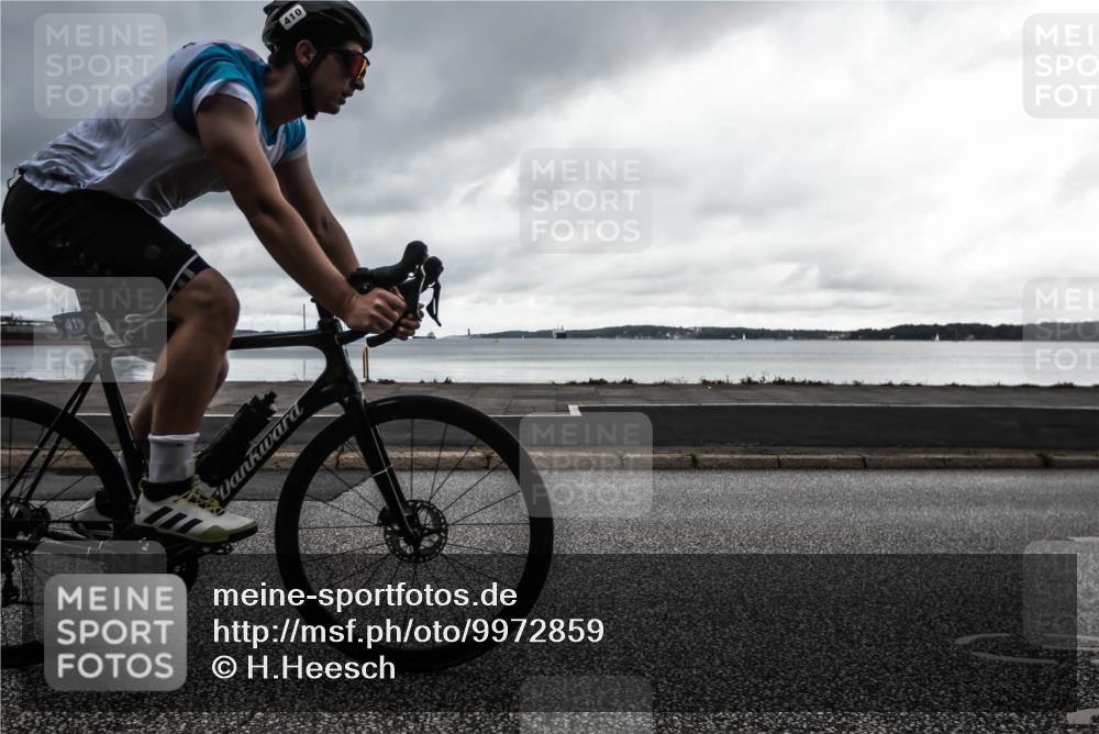 16.08.2026 - KN Förde Triathlon 2026 H.Heesch http://msf.ph/oto/9972859 16.08.2026 11:12:49 Radfahren 410 meine-sportfotos.de