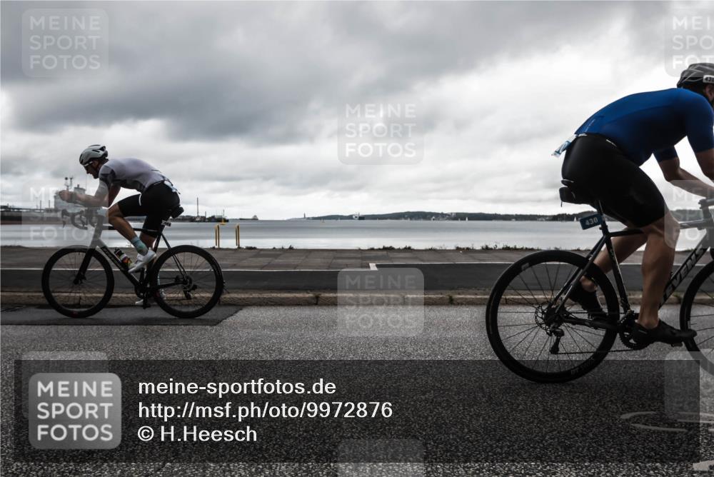 16.08.2026 - KN Förde Triathlon 2026 H.Heesch http://msf.ph/oto/9972876 16.08.2026 11:13:46 Radfahren 324, 336, 360, 376, 406, 411, 430 meine-sportfotos.de