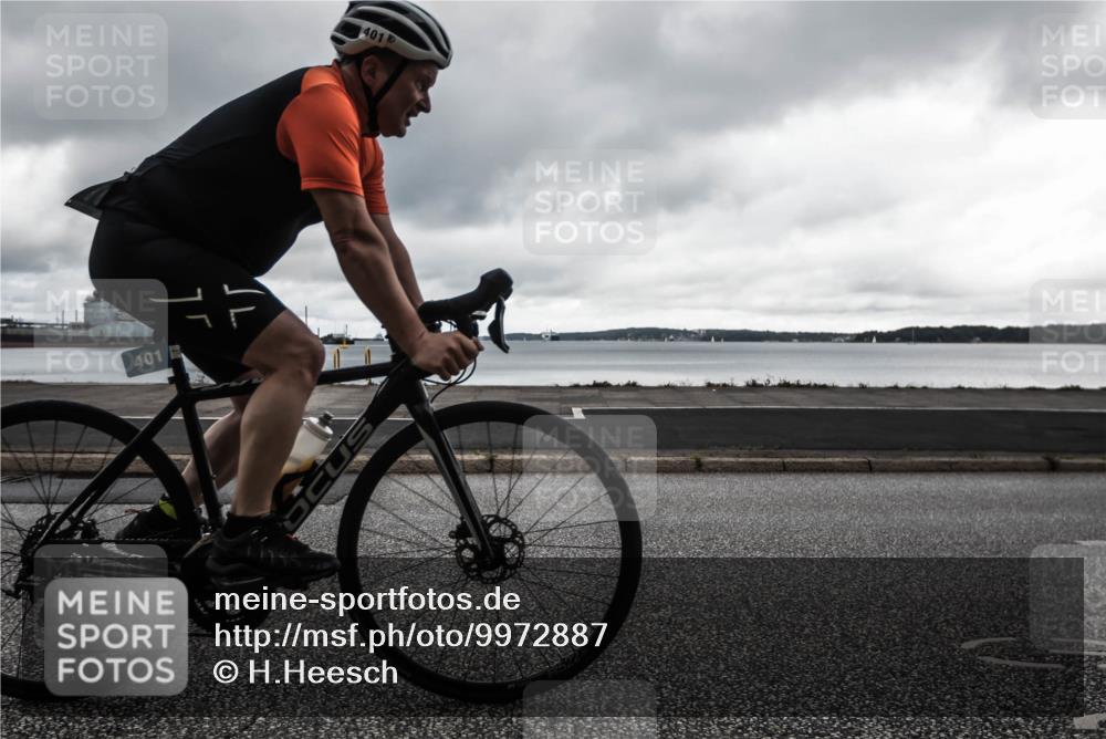 16.08.2026 - KN Förde Triathlon 2026 H.Heesch http://msf.ph/oto/9972887 16.08.2026 11:14:08 Radfahren 337, 401 meine-sportfotos.de