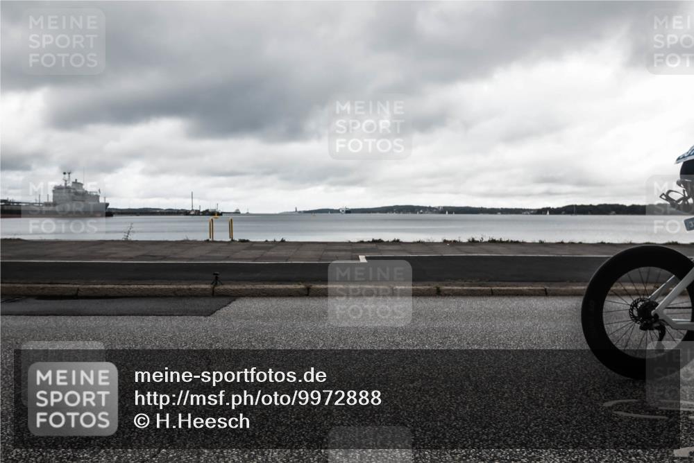 16.08.2026 - KN Förde Triathlon 2026 H.Heesch http://msf.ph/oto/9972888 16.08.2026 11:14:09 Radfahren 337, 401 meine-sportfotos.de