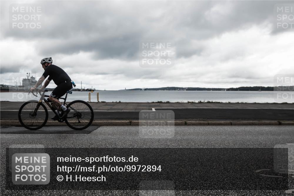 16.08.2026 - KN Förde Triathlon 2026 H.Heesch http://msf.ph/oto/9972894 16.08.2026 11:14:43 Radfahren 328, 350, 370, 400 meine-sportfotos.de