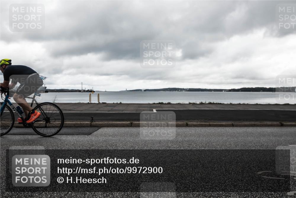 16.08.2026 - KN Förde Triathlon 2026 H.Heesch http://msf.ph/oto/9972900 16.08.2026 11:15:04 Radfahren 322, 334, 345, 358 meine-sportfotos.de