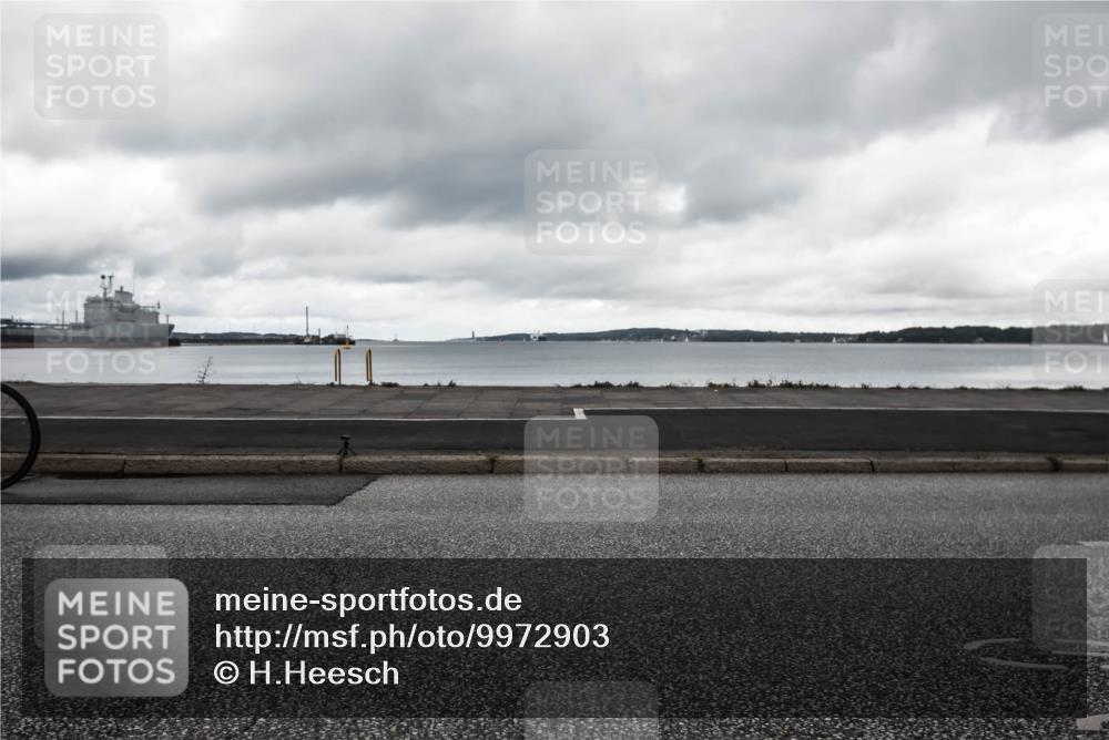 16.08.2026 - KN Förde Triathlon 2026 H.Heesch http://msf.ph/oto/9972903 16.08.2026 11:15:08 Radfahren 334, 358 meine-sportfotos.de