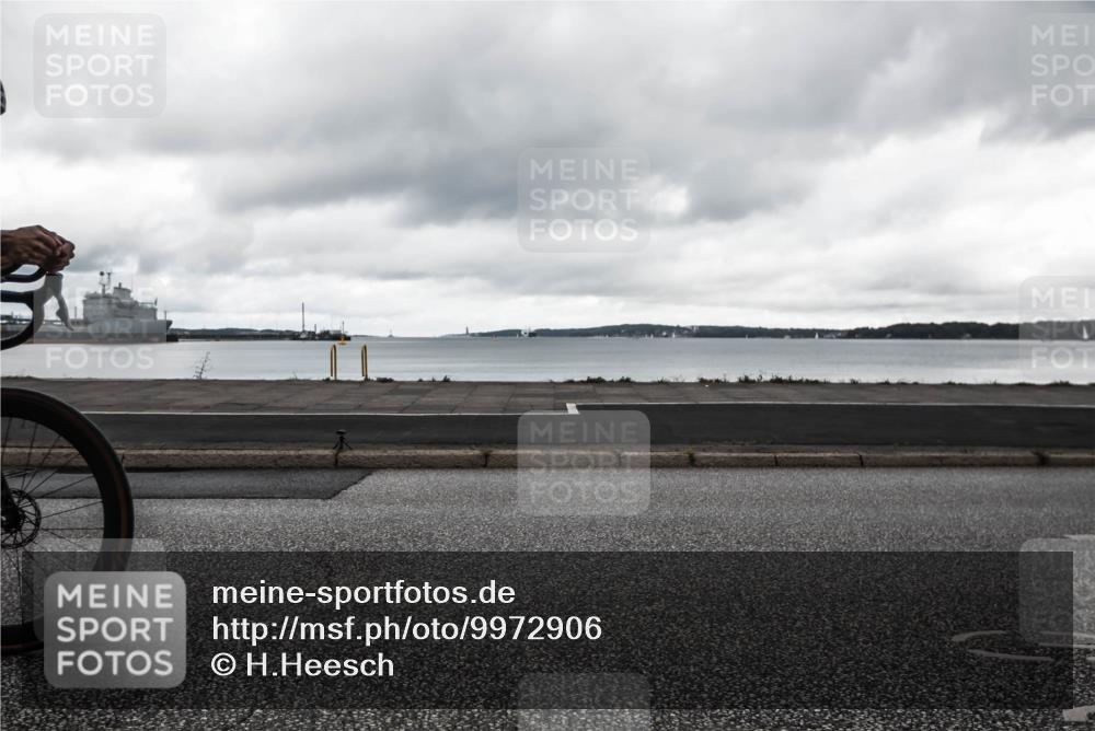 16.08.2026 - KN Förde Triathlon 2026 H.Heesch http://msf.ph/oto/9972906 16.08.2026 11:15:20 Radfahren 341, 355, 359, 367, 374, 378, 407 meine-sportfotos.de