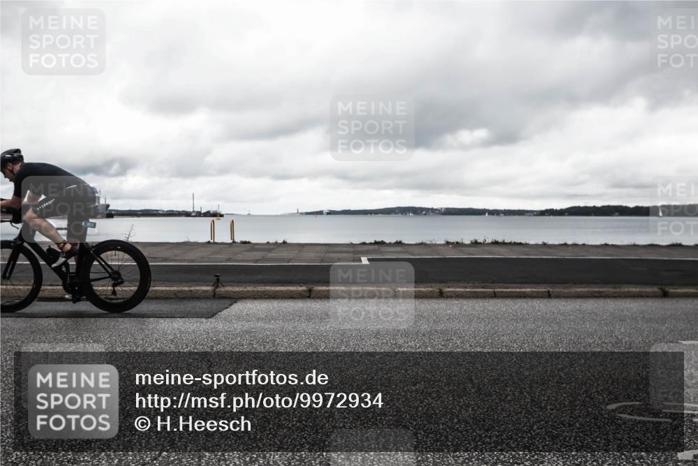 16.08.2026 - KN Förde Triathlon 2026 H.Heesch http://msf.ph/oto/9972934 16.08.2026 11:16:42 Radfahren 356, 427 meine-sportfotos.de