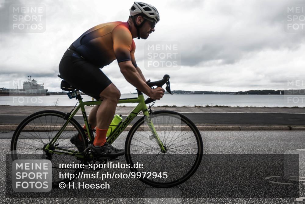 16.08.2026 - KN Förde Triathlon 2026 H.Heesch http://msf.ph/oto/9972945 16.08.2026 11:17:27 Radfahren 322, 345, 349, 371, 432, 435, 804 meine-sportfotos.de