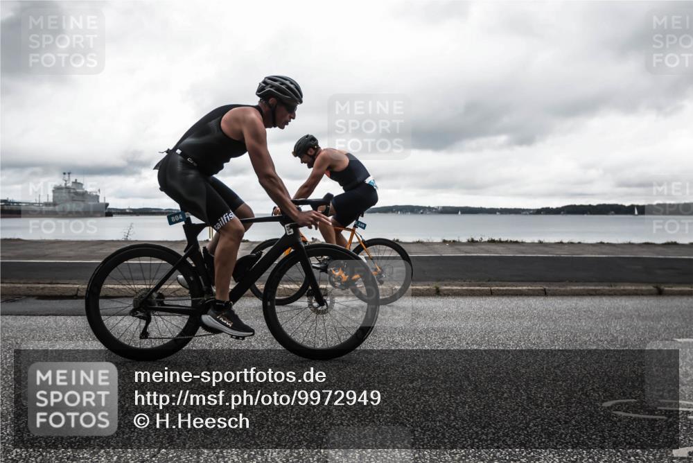 16.08.2026 - KN Förde Triathlon 2026 H.Heesch http://msf.ph/oto/9972949 16.08.2026 11:17:32 Radfahren 322, 358, 359, 382, 417, 432, 435, 804 meine-sportfotos.de