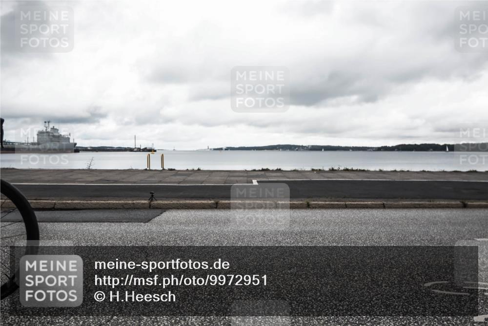 16.08.2026 - KN Förde Triathlon 2026 H.Heesch http://msf.ph/oto/9972951 16.08.2026 11:17:34 Radfahren 355, 358, 359, 382, 417, 435, 804 meine-sportfotos.de