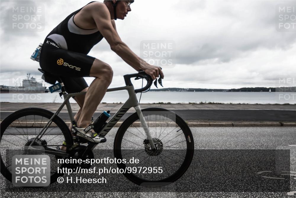 16.08.2026 - KN Förde Triathlon 2026 H.Heesch http://msf.ph/oto/9972955 16.08.2026 11:17:40 Radfahren 304, 308, 318, 355, 359, 383, 390 meine-sportfotos.de