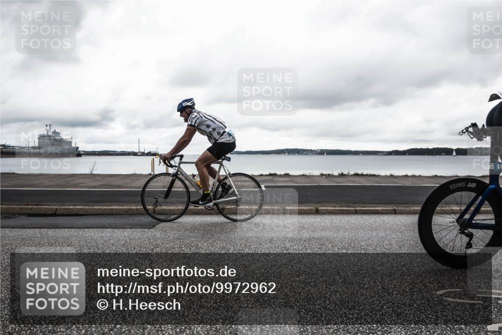 16.08.2026 - KN Förde Triathlon 2026 H.Heesch http://msf.ph/oto/9972962 16.08.2026 11:17:54 Radfahren 301, 311, 314, 330, 367, 396, 802 meine-sportfotos.de