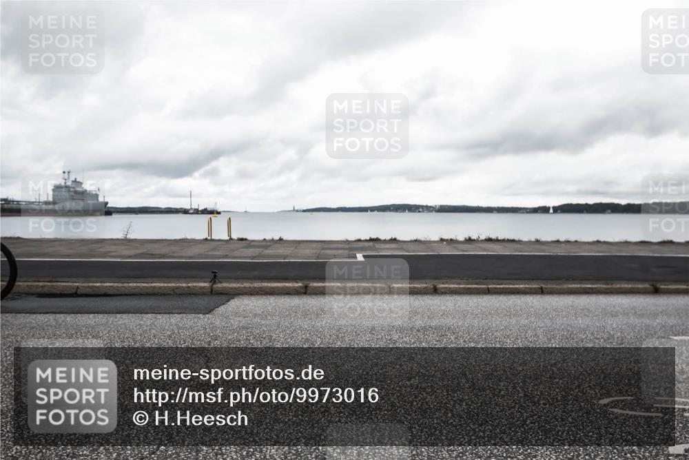 16.08.2026 - KN Förde Triathlon 2026 H.Heesch http://msf.ph/oto/9973016 16.08.2026 11:20:14 Radfahren 301, 311 meine-sportfotos.de