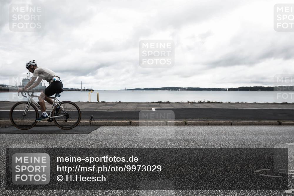 16.08.2026 - KN Förde Triathlon 2026 H.Heesch http://msf.ph/oto/9973029 16.08.2026 11:20:57 Radfahren 309, 353, 364, 379, 386, 411 meine-sportfotos.de