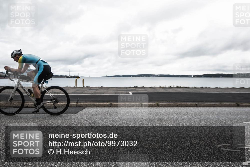 16.08.2026 - KN Förde Triathlon 2026 H.Heesch http://msf.ph/oto/9973032 16.08.2026 11:21:04 Radfahren 310, 316, 353, 379, 392, 410, 411, 430 meine-sportfotos.de