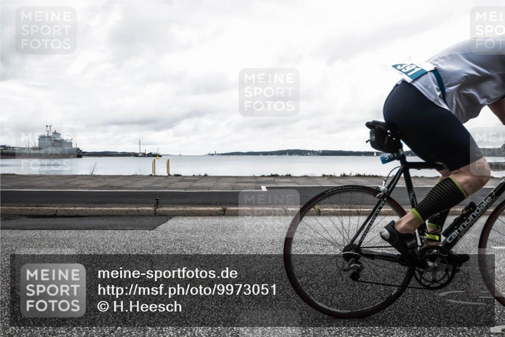16.08.2026 - KN Förde Triathlon 2026 H.Heesch http://msf.ph/oto/9973051 16.08.2026 11:21:53 Radfahren 372, 391, 438 meine-sportfotos.de