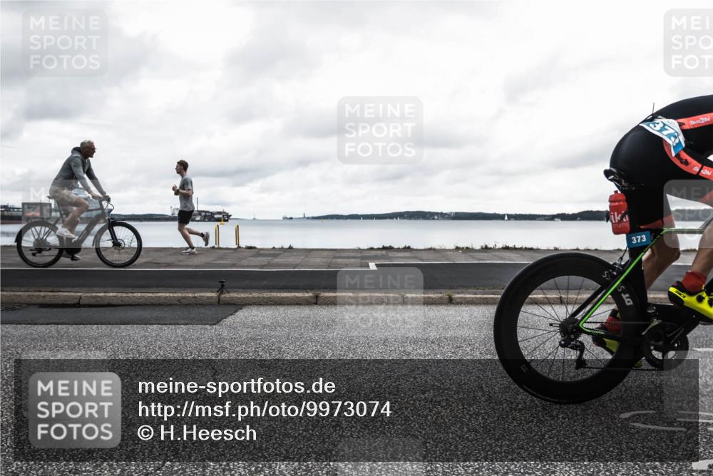 16.08.2026 - KN Förde Triathlon 2026 H.Heesch http://msf.ph/oto/9973074 16.08.2026 11:22:51 Radfahren 327, 331, 373 meine-sportfotos.de