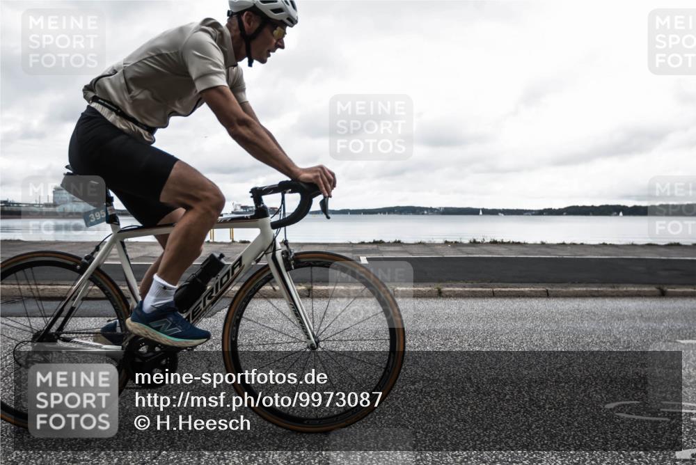 16.08.2026 - KN Förde Triathlon 2026 H.Heesch http://msf.ph/oto/9973087 16.08.2026 11:23:28 Radfahren 316, 370, 395 meine-sportfotos.de