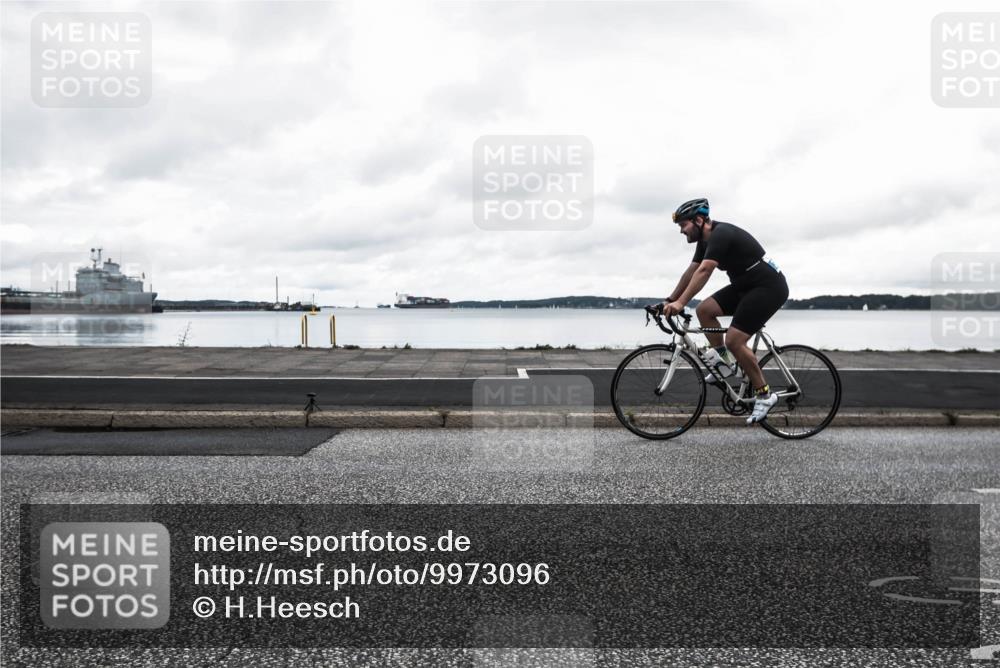 16.08.2026 - KN Förde Triathlon 2026 H.Heesch http://msf.ph/oto/9973096 16.08.2026 11:23:56 Radfahren 304, 374, 392, 422 meine-sportfotos.de