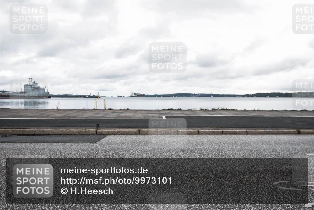 16.08.2026 - KN Förde Triathlon 2026 H.Heesch http://msf.ph/oto/9973101 16.08.2026 11:24:07 Radfahren 330, 394 meine-sportfotos.de