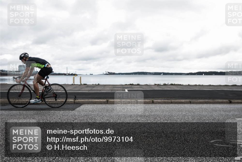 16.08.2026 - KN Förde Triathlon 2026 H.Heesch http://msf.ph/oto/9973104 16.08.2026 11:24:19 Radfahren  meine-sportfotos.de