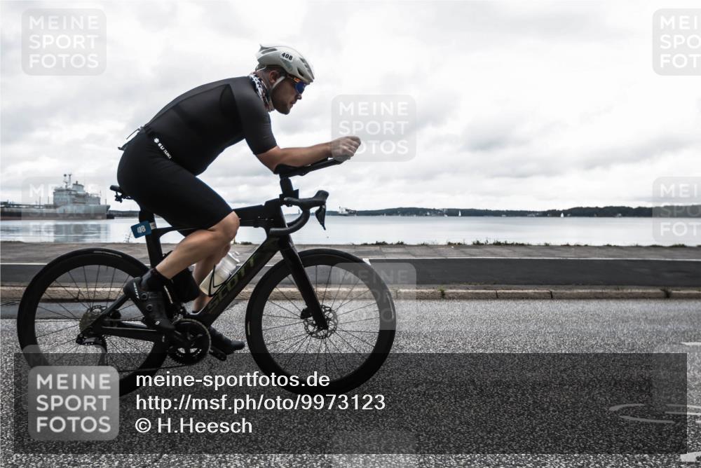 16.08.2026 - KN Förde Triathlon 2026 H.Heesch http://msf.ph/oto/9973123 16.08.2026 11:25:04 Radfahren 331, 341, 408, 409, 426 meine-sportfotos.de