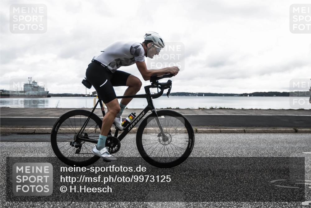 16.08.2026 - KN Förde Triathlon 2026 H.Heesch http://msf.ph/oto/9973125 16.08.2026 11:25:08 Radfahren 331, 341, 355, 375, 376, 409 meine-sportfotos.de