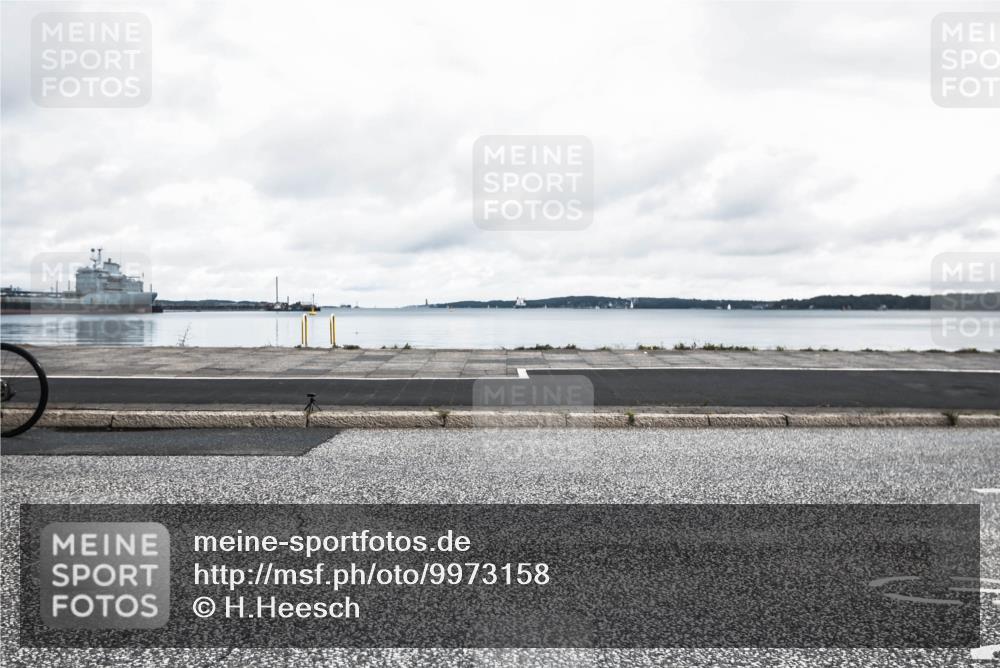 16.08.2026 - KN Förde Triathlon 2026 H.Heesch http://msf.ph/oto/9973158 16.08.2026 11:26:20 Radfahren 350, 381, 385, 404, 422 meine-sportfotos.de