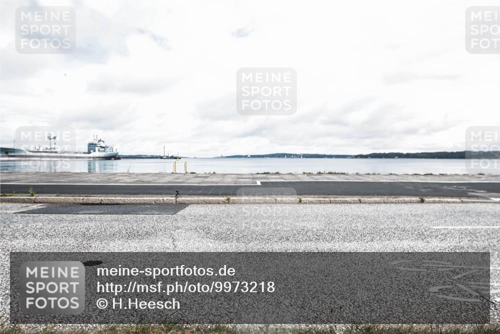 16.08.2026 - KN Förde Triathlon 2026 H.Heesch http://msf.ph/oto/9973218 16.08.2026 11:28:26 Radfahren 353, 402, 413 meine-sportfotos.de
