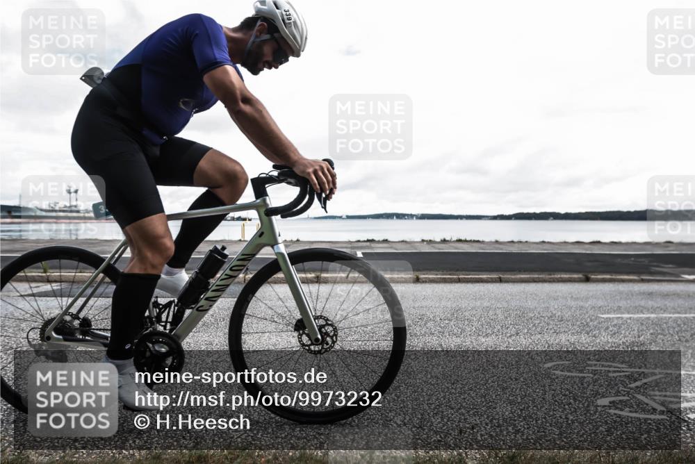 16.08.2026 - KN Förde Triathlon 2026 H.Heesch http://msf.ph/oto/9973232 16.08.2026 11:28:43 Radfahren 306, 339, 340 meine-sportfotos.de