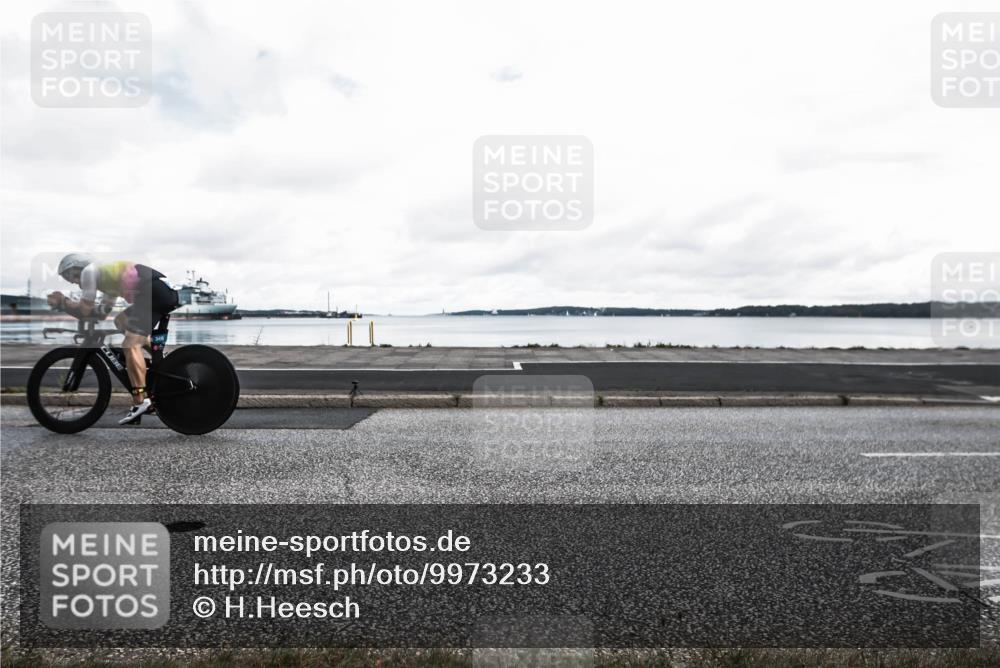 16.08.2026 - KN Förde Triathlon 2026 H.Heesch http://msf.ph/oto/9973233 16.08.2026 11:28:46 Radfahren 306, 351, 801 meine-sportfotos.de
