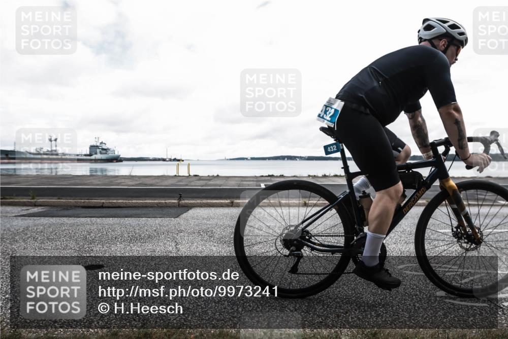 16.08.2026 - KN Förde Triathlon 2026 H.Heesch http://msf.ph/oto/9973241 16.08.2026 11:29:07 Radfahren 329, 377, 429, 432 meine-sportfotos.de