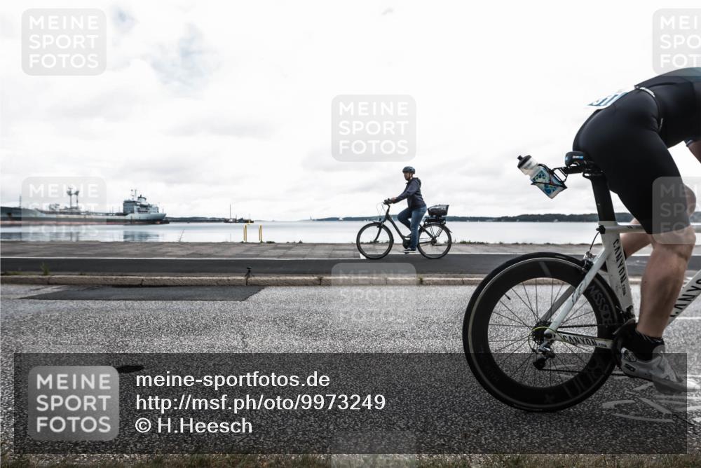 16.08.2026 - KN Förde Triathlon 2026 H.Heesch http://msf.ph/oto/9973249 16.08.2026 11:29:26 Radfahren 337, 352, 371, 373, 378, 382, 435, 803 meine-sportfotos.de
