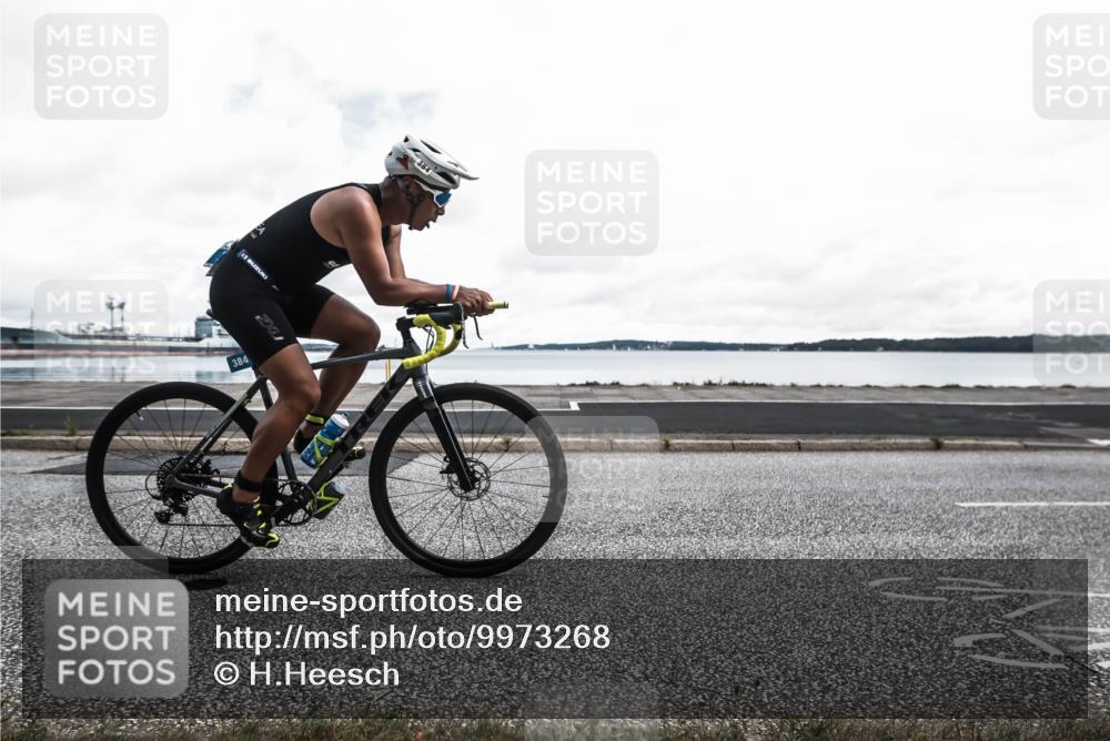 16.08.2026 - KN Förde Triathlon 2026 H.Heesch http://msf.ph/oto/9973268 16.08.2026 11:30:06 Radfahren 348, 372, 384, 390, 397, 414 meine-sportfotos.de