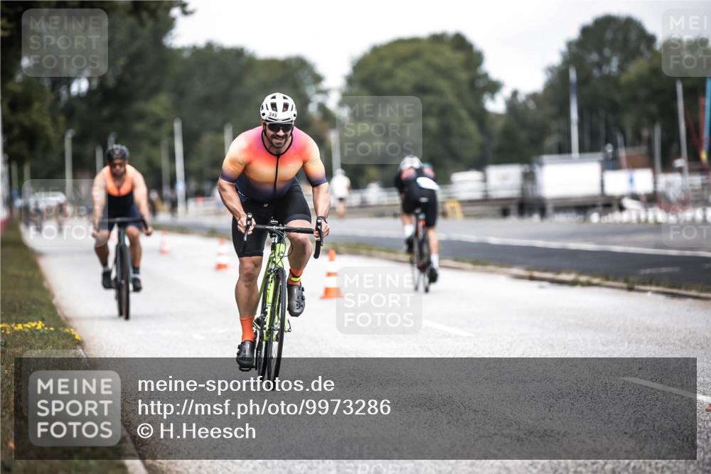 16.08.2026 - KN Förde Triathlon 2026 H.Heesch http://msf.ph/oto/9973286 16.08.2026 11:27:06 Radfahren 311, 334, 345, 371, 382, 435 meine-sportfotos.de