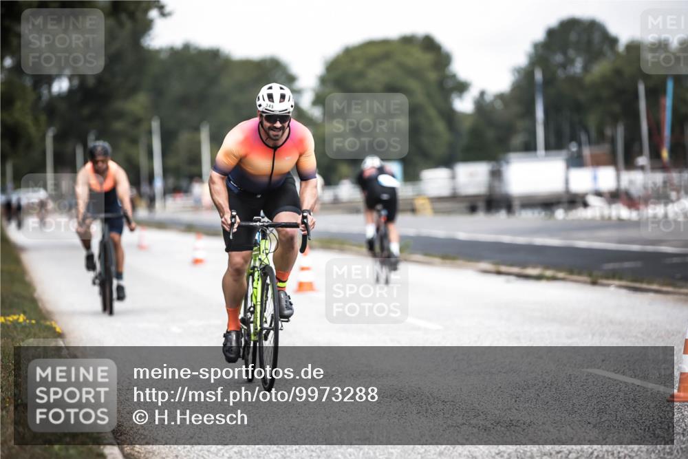 16.08.2026 - KN Förde Triathlon 2026 H.Heesch http://msf.ph/oto/9973288 16.08.2026 11:27:06 Radfahren 311, 334, 345, 371, 382, 435 meine-sportfotos.de