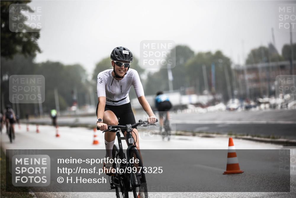 16.08.2026 - KN Förde Triathlon 2026 H.Heesch http://msf.ph/oto/9973325 16.08.2026 10:04:15 Radfahren 227, 228 meine-sportfotos.de