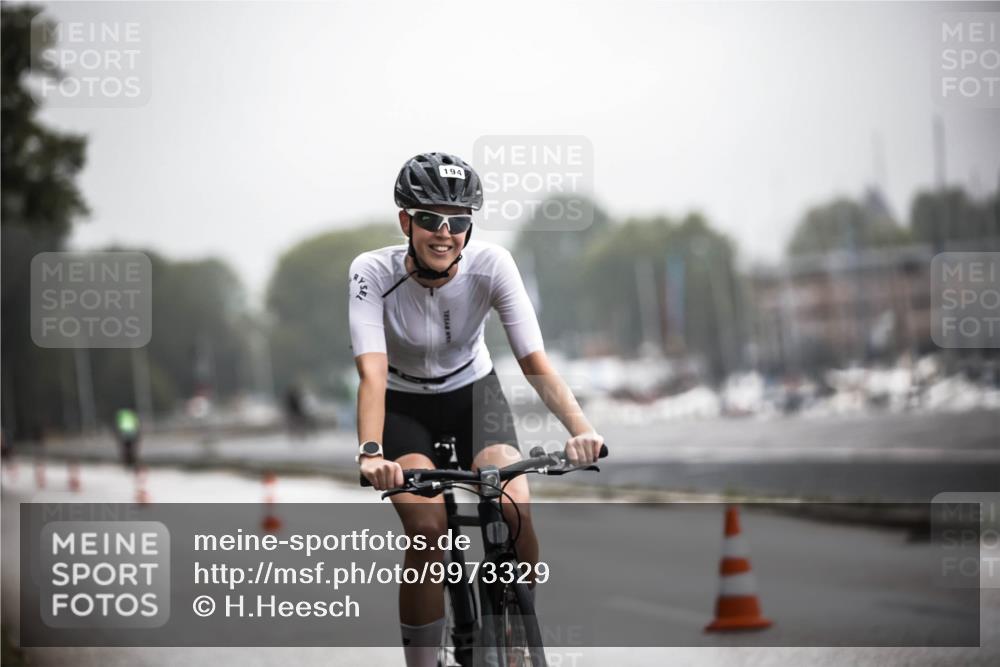 16.08.2026 - KN Förde Triathlon 2026 H.Heesch http://msf.ph/oto/9973329 16.08.2026 10:04:15 Radfahren 227, 228 meine-sportfotos.de