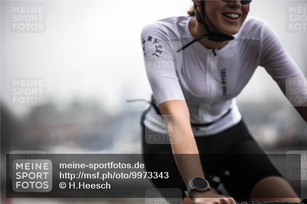 16.08.2026 - KN Förde Triathlon 2026 H.Heesch http://msf.ph/oto/9973343 16.08.2026 10:04:16 Radfahren 228 meine-sportfotos.de