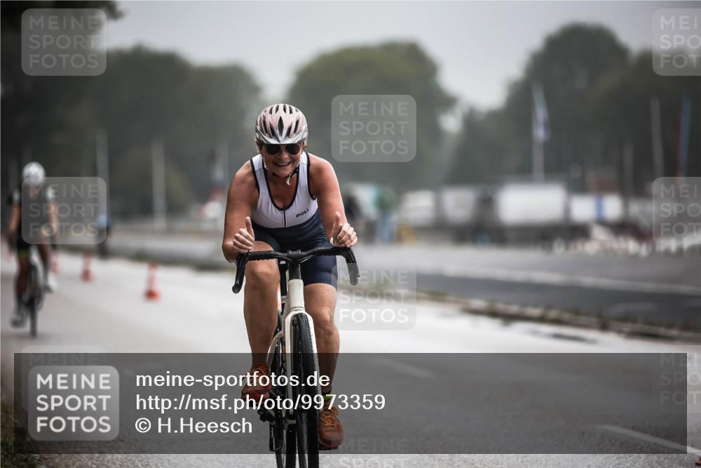 16.08.2026 - KN Förde Triathlon 2026 H.Heesch http://msf.ph/oto/9973359 16.08.2026 10:04:25 Radfahren  meine-sportfotos.de