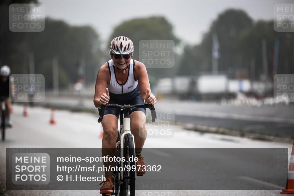 16.08.2026 - KN Förde Triathlon 2026 H.Heesch http://msf.ph/oto/9973362 16.08.2026 10:04:25 Radfahren  meine-sportfotos.de