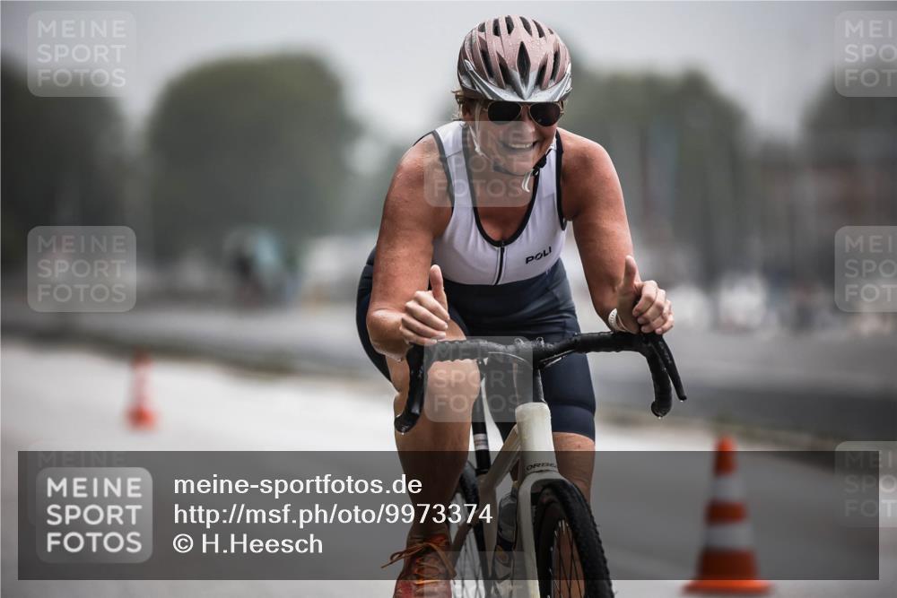 16.08.2026 - KN Förde Triathlon 2026 H.Heesch http://msf.ph/oto/9973374 16.08.2026 10:04:25 Radfahren  meine-sportfotos.de