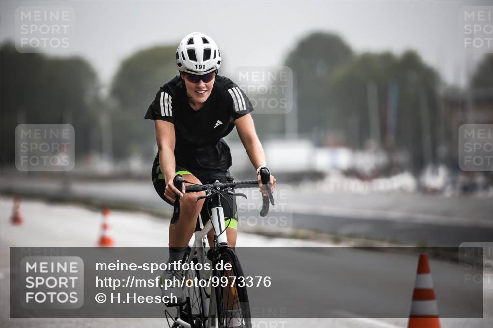 16.08.2026 - KN Förde Triathlon 2026 H.Heesch http://msf.ph/oto/9973376 16.08.2026 10:04:28 Radfahren  meine-sportfotos.de