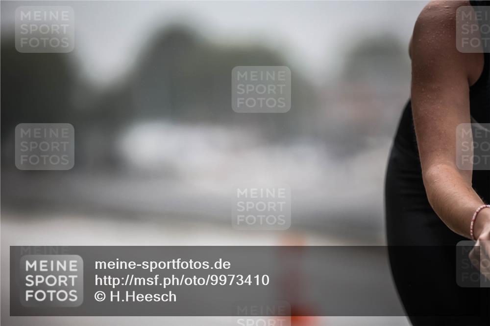 16.08.2026 - KN Förde Triathlon 2026 H.Heesch http://msf.ph/oto/9973410 16.08.2026 10:04:50 Radfahren 128, 132 meine-sportfotos.de
