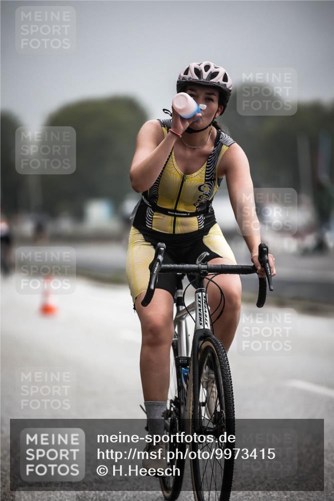 16.08.2026 - KN Förde Triathlon 2026 H.Heesch http://msf.ph/oto/9973415 16.08.2026 10:05:46 Radfahren 233, 234, 247, 253 meine-sportfotos.de