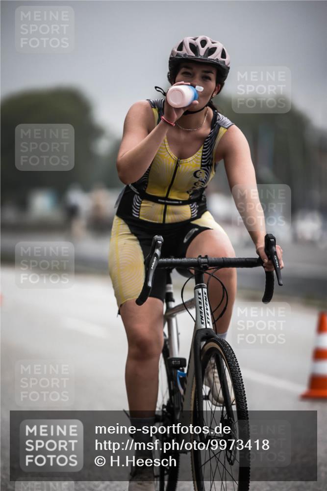 16.08.2026 - KN Förde Triathlon 2026 H.Heesch http://msf.ph/oto/9973418 16.08.2026 10:05:46 Radfahren 233, 234, 247, 253 meine-sportfotos.de