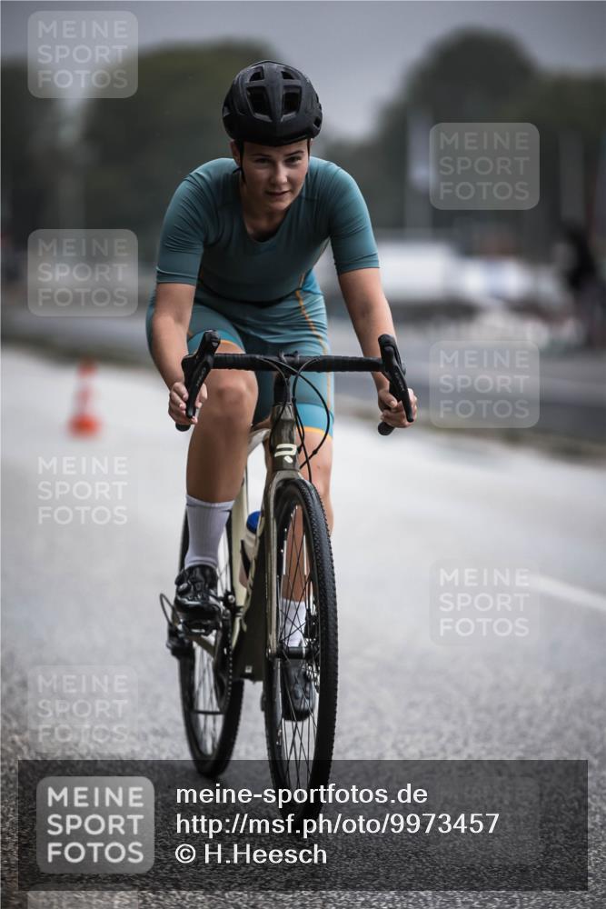 16.08.2026 - KN Förde Triathlon 2026 H.Heesch http://msf.ph/oto/9973457 16.08.2026 10:05:54 Radfahren 137, 253 meine-sportfotos.de