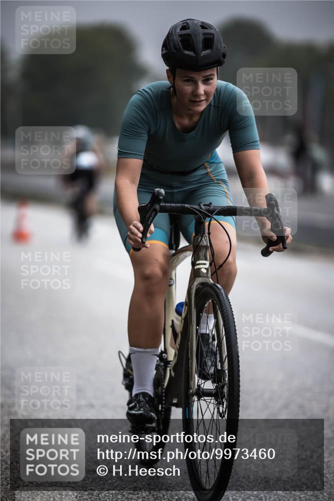 16.08.2026 - KN Förde Triathlon 2026 H.Heesch http://msf.ph/oto/9973460 16.08.2026 10:05:55 Radfahren 137 meine-sportfotos.de