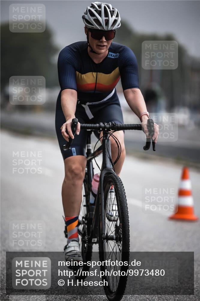 16.08.2026 - KN Förde Triathlon 2026 H.Heesch http://msf.ph/oto/9973480 16.08.2026 10:05:57 Radfahren 137 meine-sportfotos.de